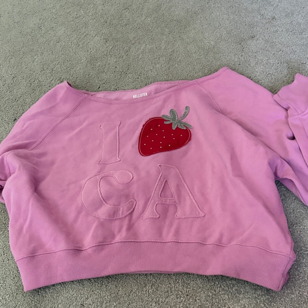 Hollister Pink Strawberry off shoulder Sweatshirt XS!